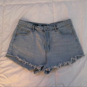 Wild Fable High Waisted Light Wash Cutoff Denim Shorts/ Size 16
